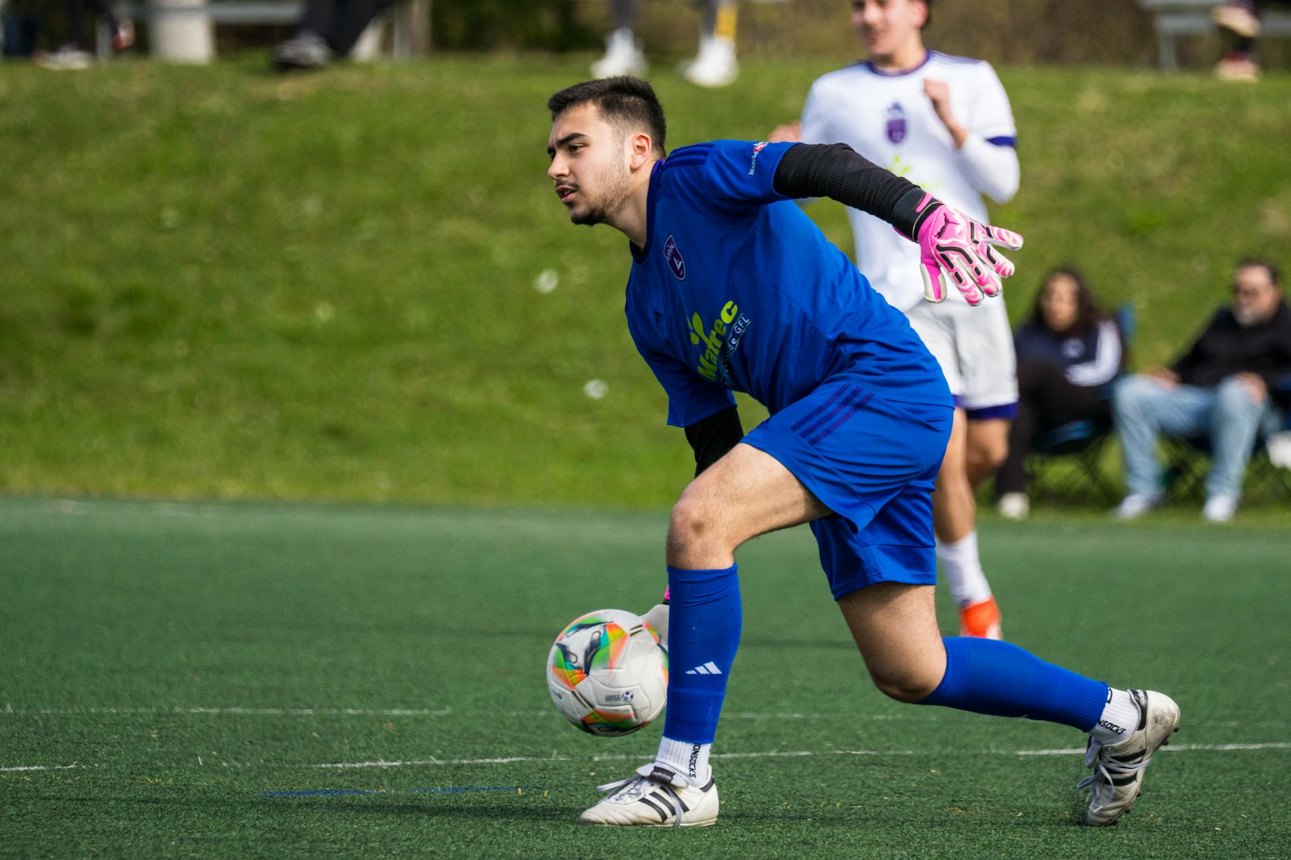 Bordate di fischi per Bastoni: Lecce-Inter si infiamma in Serie A