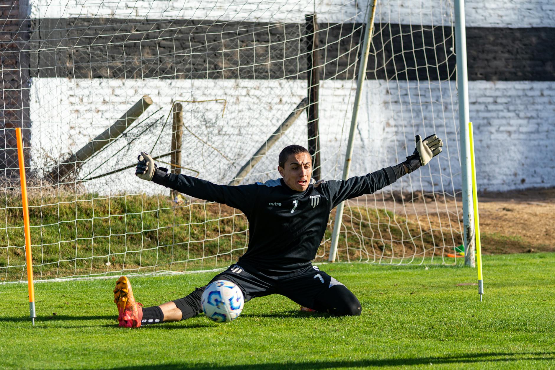 Inter in rimonta: da 0-2 a 6-2 contro il Pisa, ora +6 sul Milan in classifica