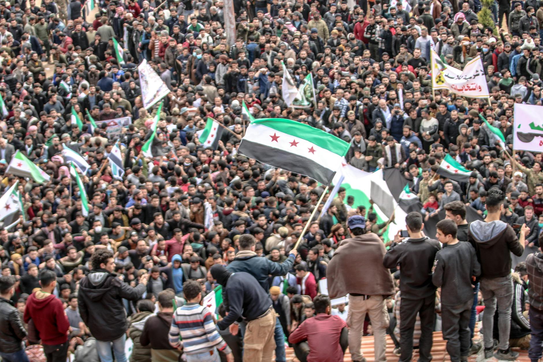 Moviola Roma-Juve: episodi dubbi e gestione dei cartellini di Sozza