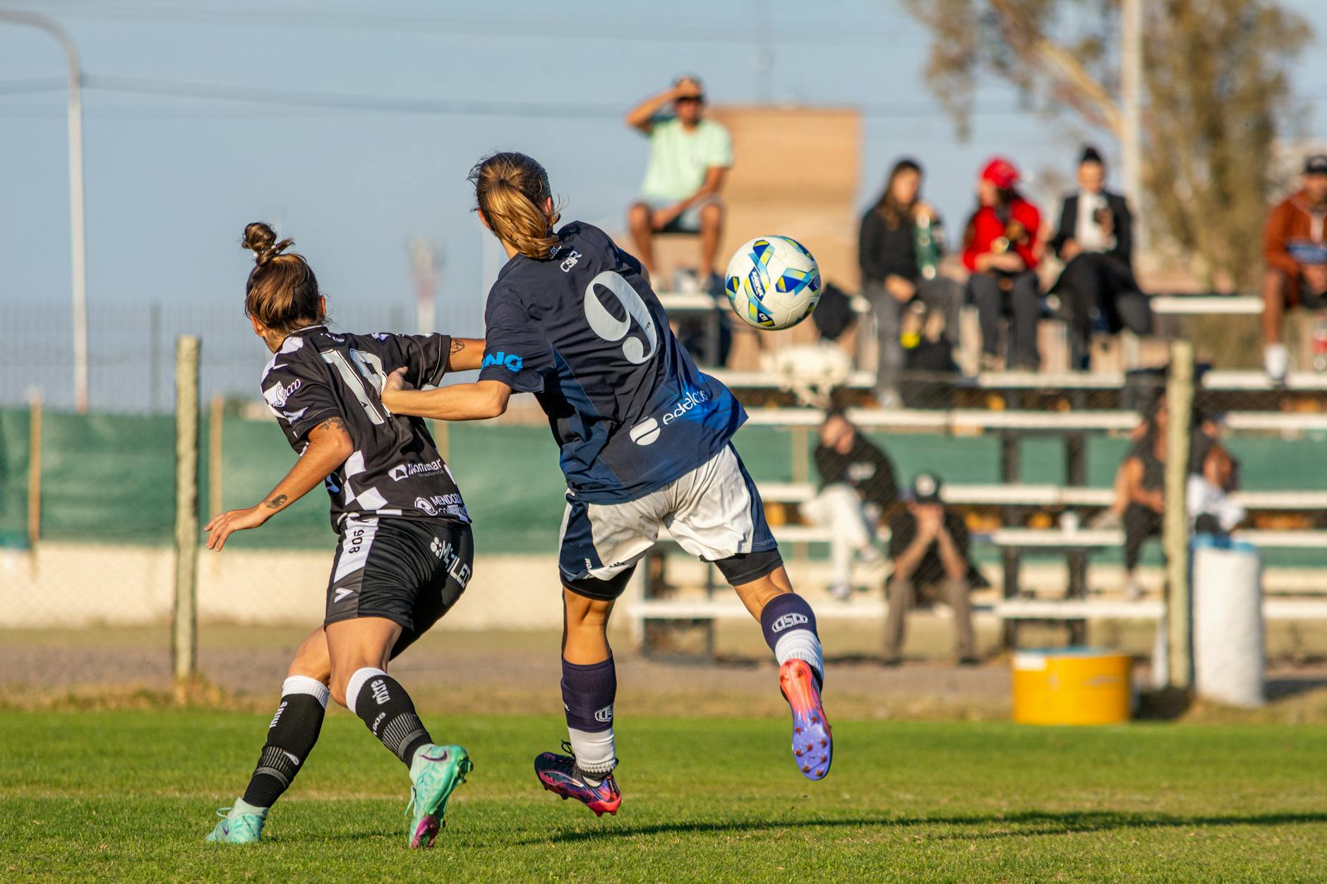 Como e Fiorentina si sfidano in un match cruciale di Serie A: formazioni ufficiali e strategie
